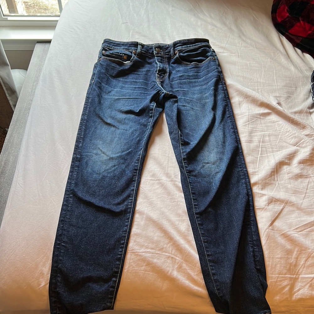 American eagle blue jeans
